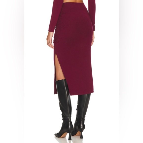 Revolve - Bobi Shirred Split Midi Skirt in Pinot - Picture 5 of 6